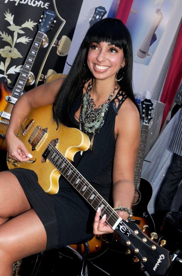 10+ Sexy Photos Of Mya | Majic 94.5