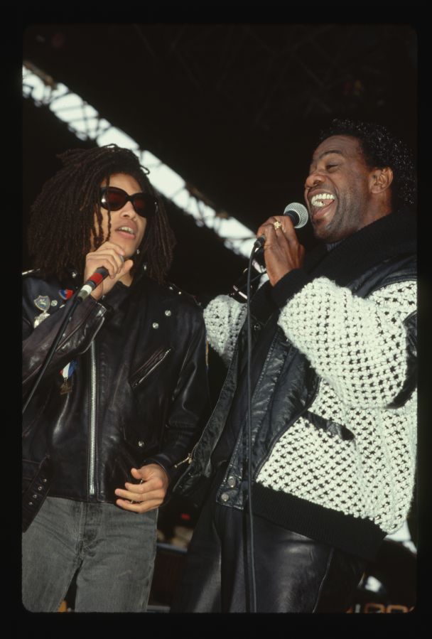 Singers Terence D'Arby and Al Green Performing
