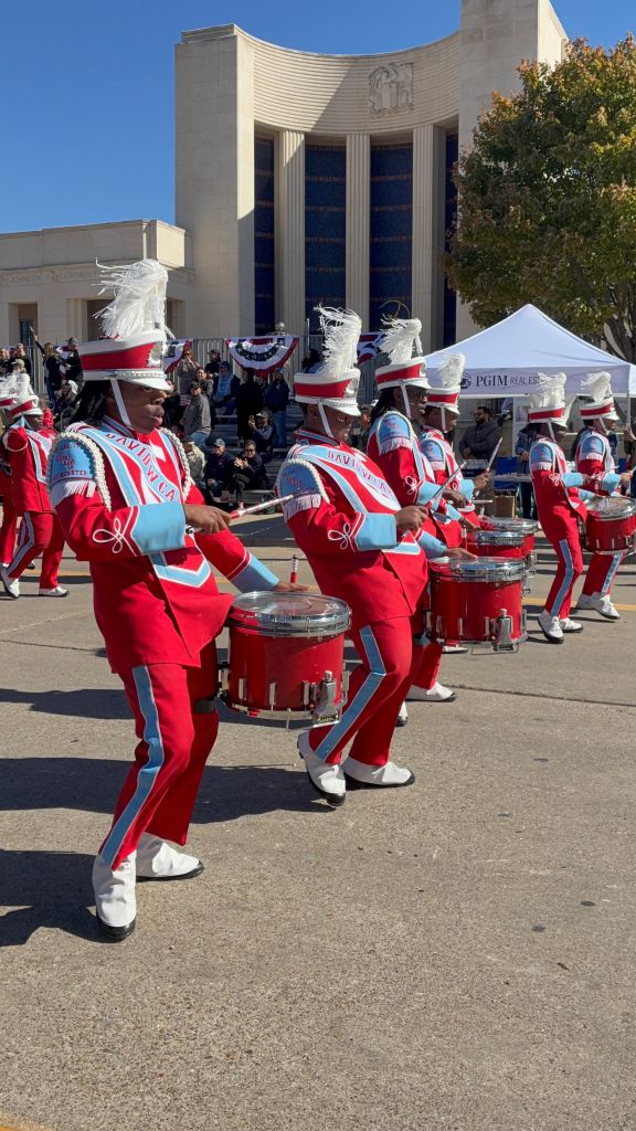 Dallas Veterans day parade
